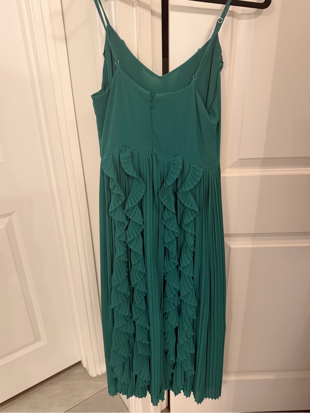 H&M Emerald Green Ruffle Midi Dress - Picture 3 of 5